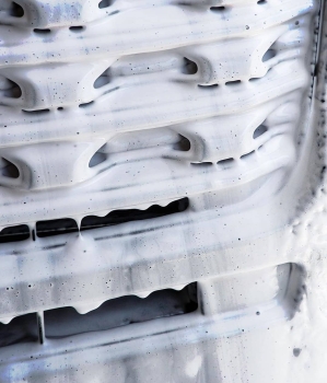 Preview: eingeschäumter Kühlergrill