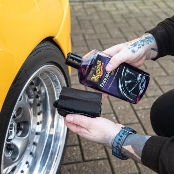 Preview: Meguiars Tyre Dressing Applicator Pad mit Endurance Tire Gel