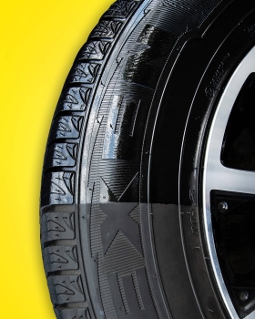 Preview: Meguiars Ultimate Tyre Shine Foam  Vergleich vorher nachher