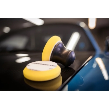 Preview: Menzerna Hand-Polier-Applikator mit Klett für Pads 95mm Anwendung