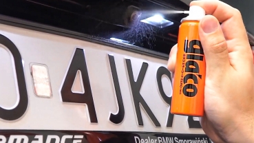 Preview: Soft99 Glaco Mirror Coat Zero Anwendung an Rückfahrkamera