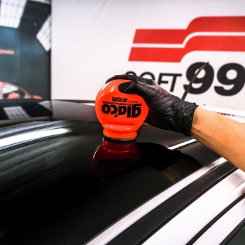 Preview: Soft99 Glaco Roll On MAX Scheibenversiegelung Anwendung