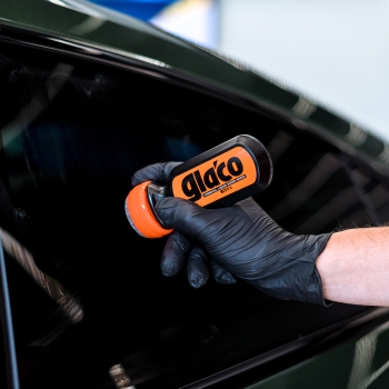 Preview: Soft99 Ultra Glaco Scheibenversiegelung Anwendung