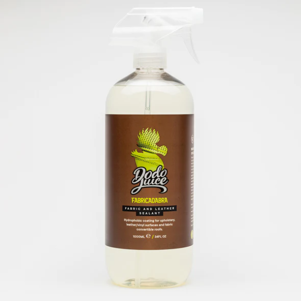 Dodo Juice Fabricadabra Stoffversiegelung und Verdeckversiegelung 1 Liter Dodo Juice Fabricadabra Stoffversiegelung und Verdeckversiegelung 1 Liter