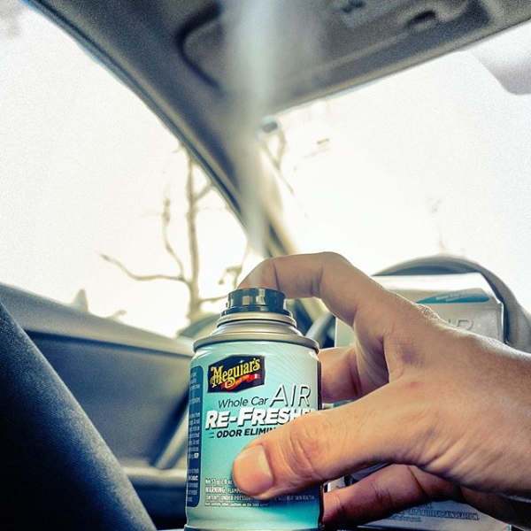 Meguiars Air Re-Fresher "New Car" Lufterfrischer Anwendung