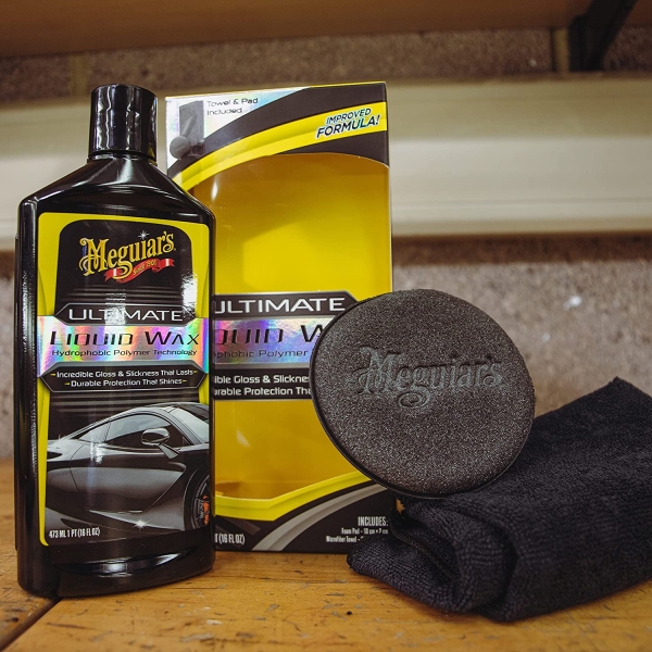 Meguiars Ultimate Liquid Wax Flüssigwachs 473ml mit Tuch und Pad im Set