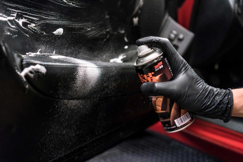 Soft99 Leather Seat Cleaner 300ml Soft99 Leather Seat Cleaner 300ml