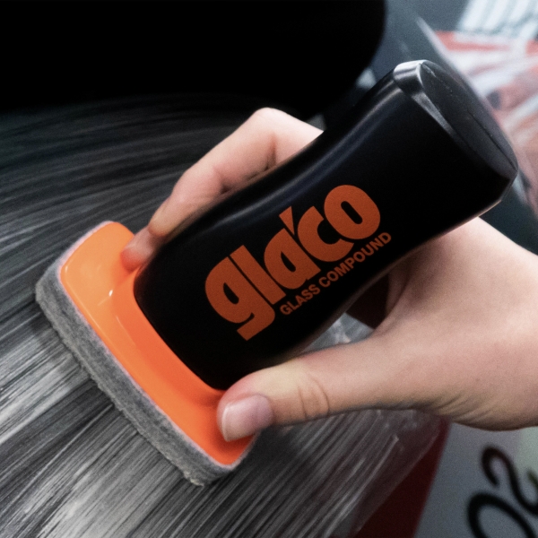 Soft99 Glaco Glass Compound Roll On Glaspolitur 100ml + Glaco Q Scheibenversiegelung 75ml + Tuch
